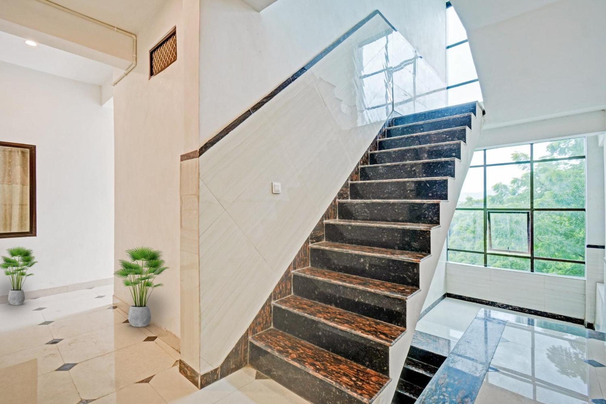 Hotel O Padharo Saa อุเดเปอร์ ภายนอก รูปภาพ